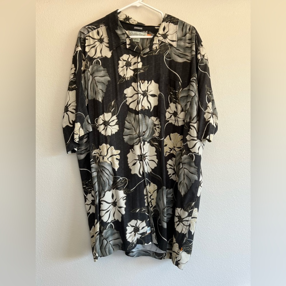 QUICKSILVER COMFORT FIT HAWAIIAN BUTTON DOWN